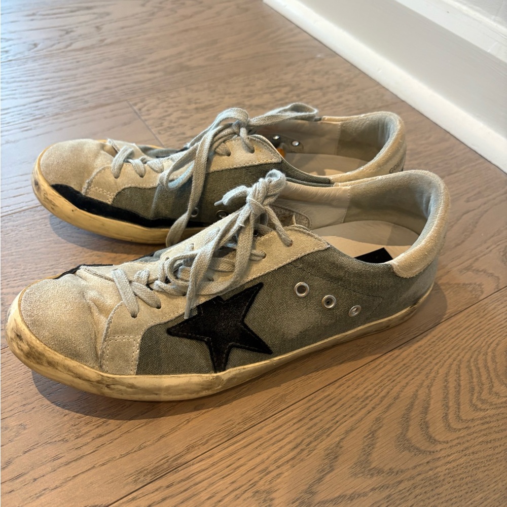 Golden Goose Gray and Black Star Sneakers - Picture 3 of 7